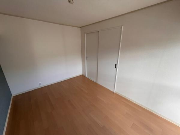 【寝室】 | メゾン枚方リバーサイド