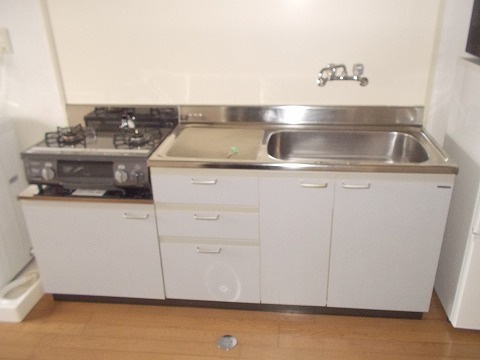 アースウエルのキッチン