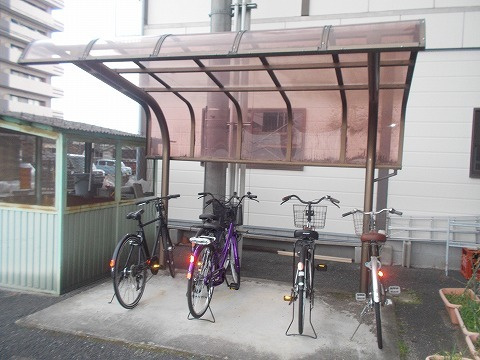 アースウエルのその他|駐輪場