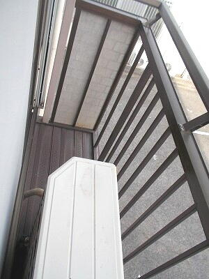 コーポ吉備路 Aのバルコニー