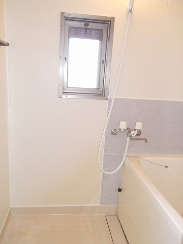 アメニティハイツ Ⅱの浴室