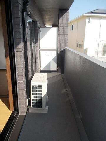 REIマンションのバルコニー