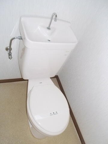 アースウエルのトイレ