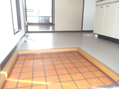 コーポ吉備路 Aの玄関