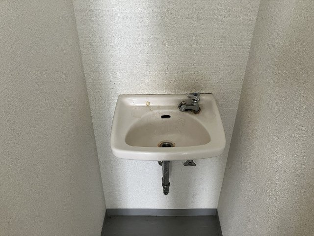 和讃テナントの洗面所