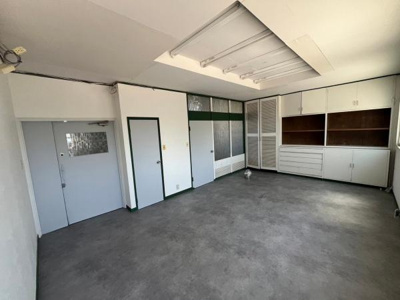 【居間・リビング】 | 博労町テナントビル２階