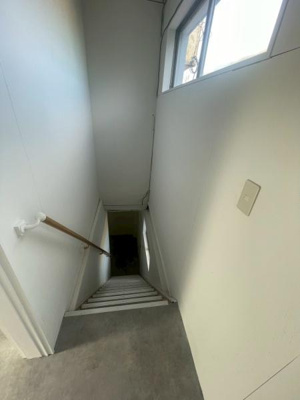 【内装】 | 博労町テナントビル３階