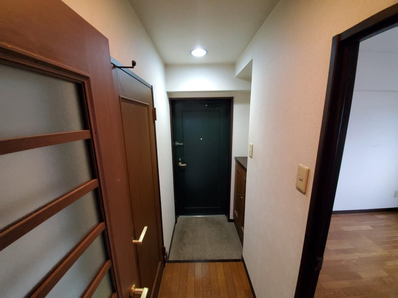 天神アコールマンションの玄関