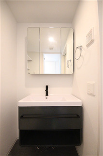 【洗面所】 | セレニテ阿波座ミラク