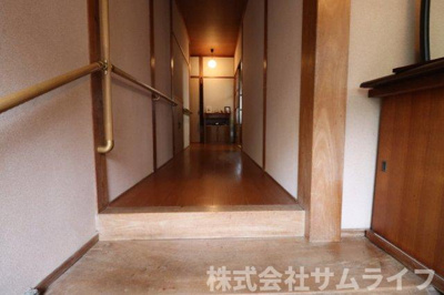 【玄関】 | 立岩中古戸建
