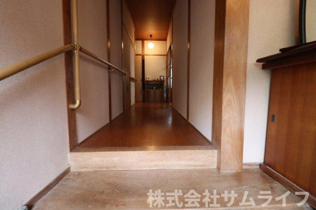 【玄関】 | 立岩中古戸建