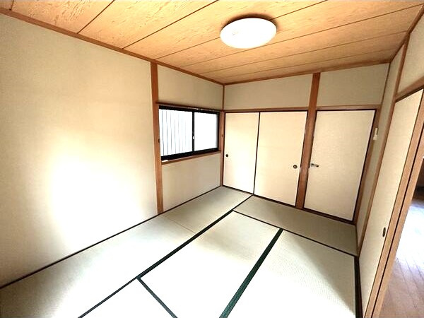 奥田貸家中央棟の和室