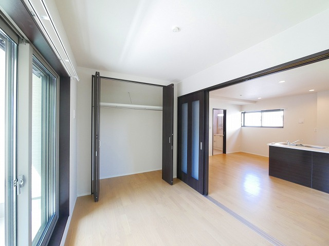 アイメゾン誓願寺の洋室