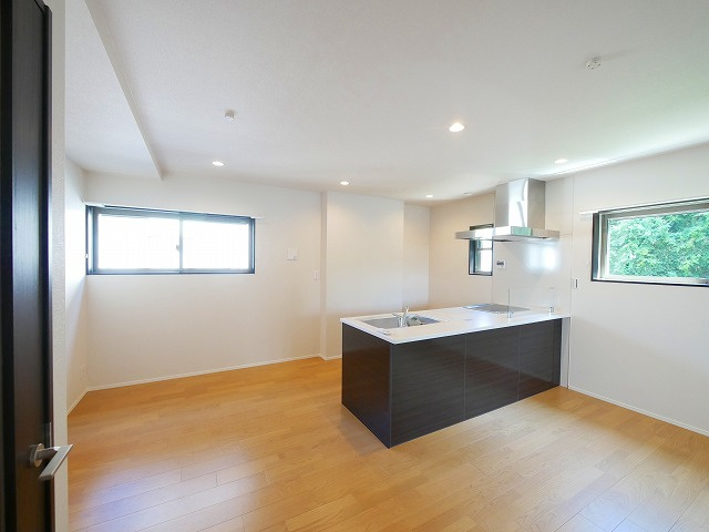 アイメゾン誓願寺の居間・リビング