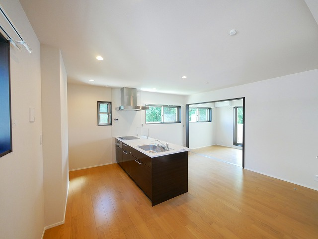 アイメゾン誓願寺の居間・リビング