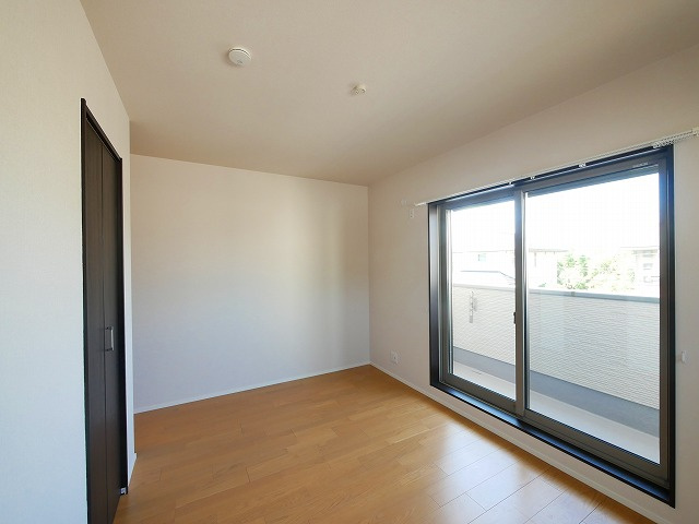 アイメゾン誓願寺の洋室