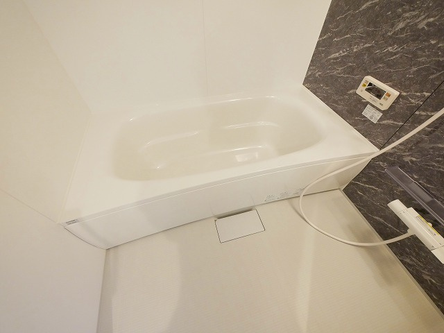 アイメゾン誓願寺の浴室