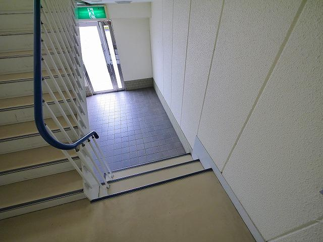 秋篠タウンハイツのその他共用部分|綺麗な共用部です。