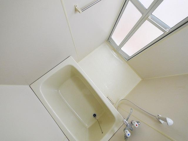 秋篠タウンハイツの浴室