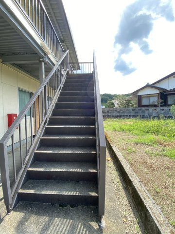 山縣アパートのその他|外階段です。