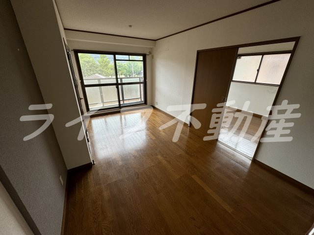 本郷TMマンションの居間・リビング|居間です