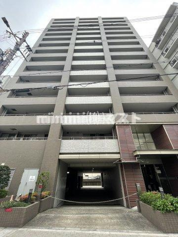ローレルコートデュオ西本町の外観