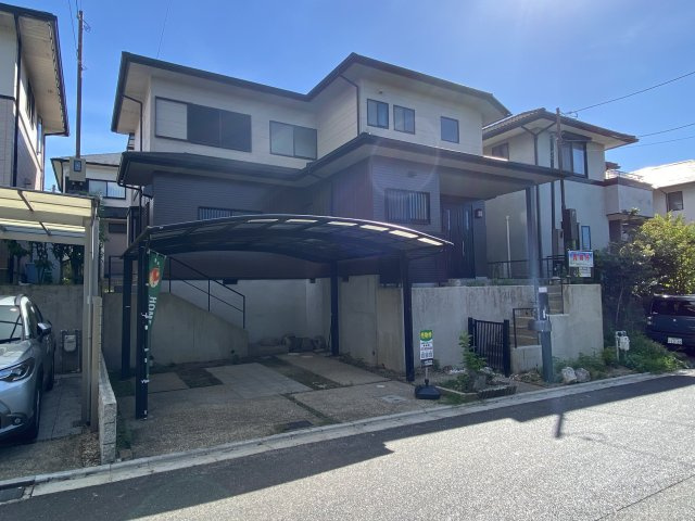 木津川市州見台　中古戸建の外観|きれいな外観です