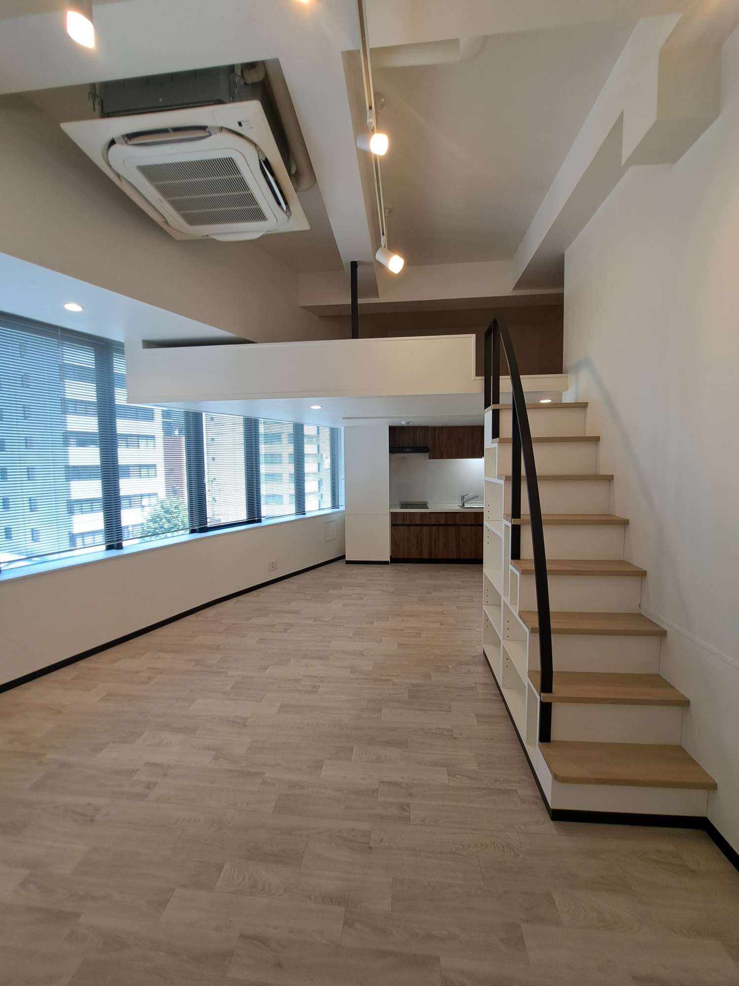 千代田区神田須田町１丁目の賃貸マンション