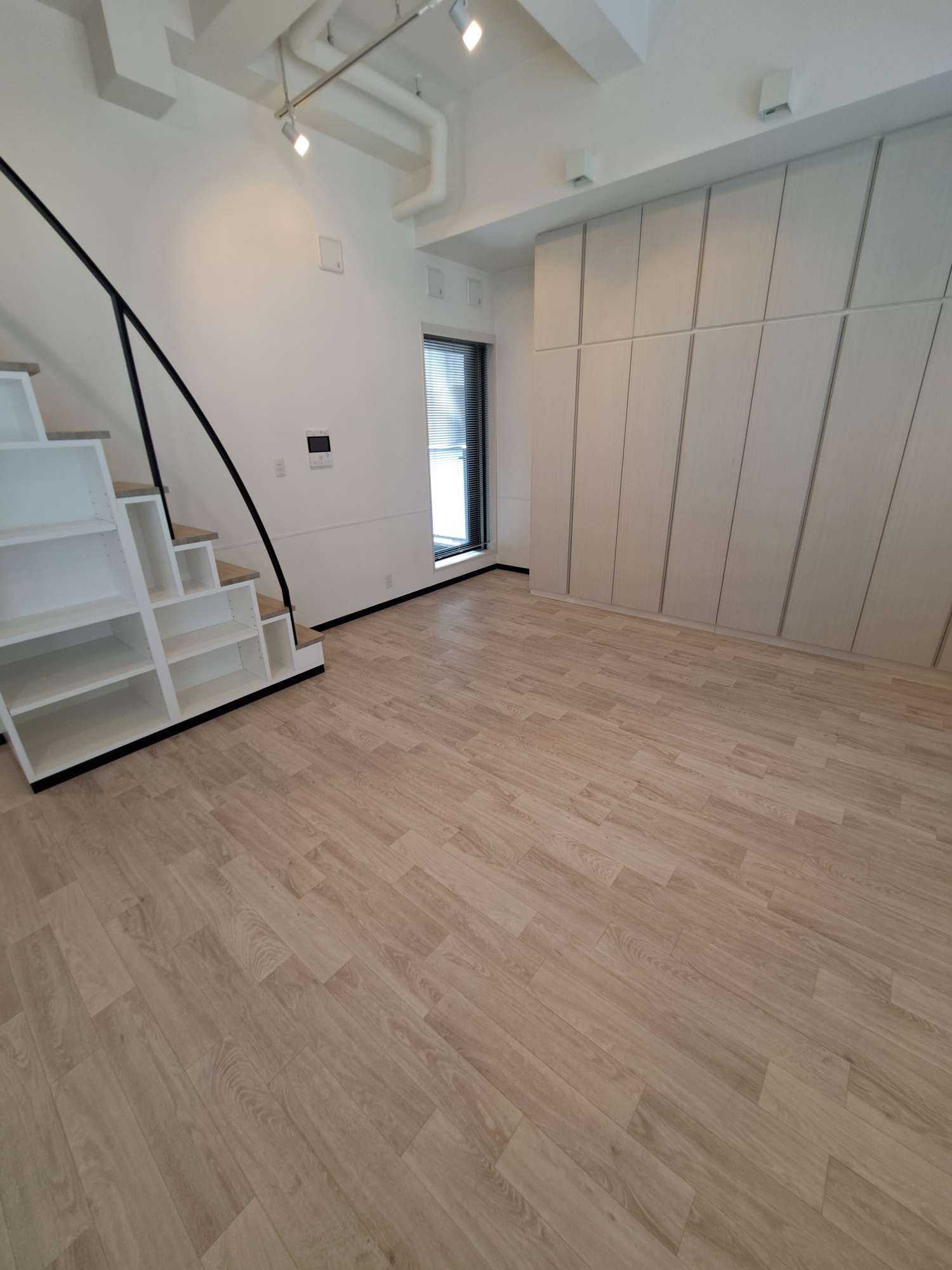 千代田区神田須田町１丁目の賃貸マンション