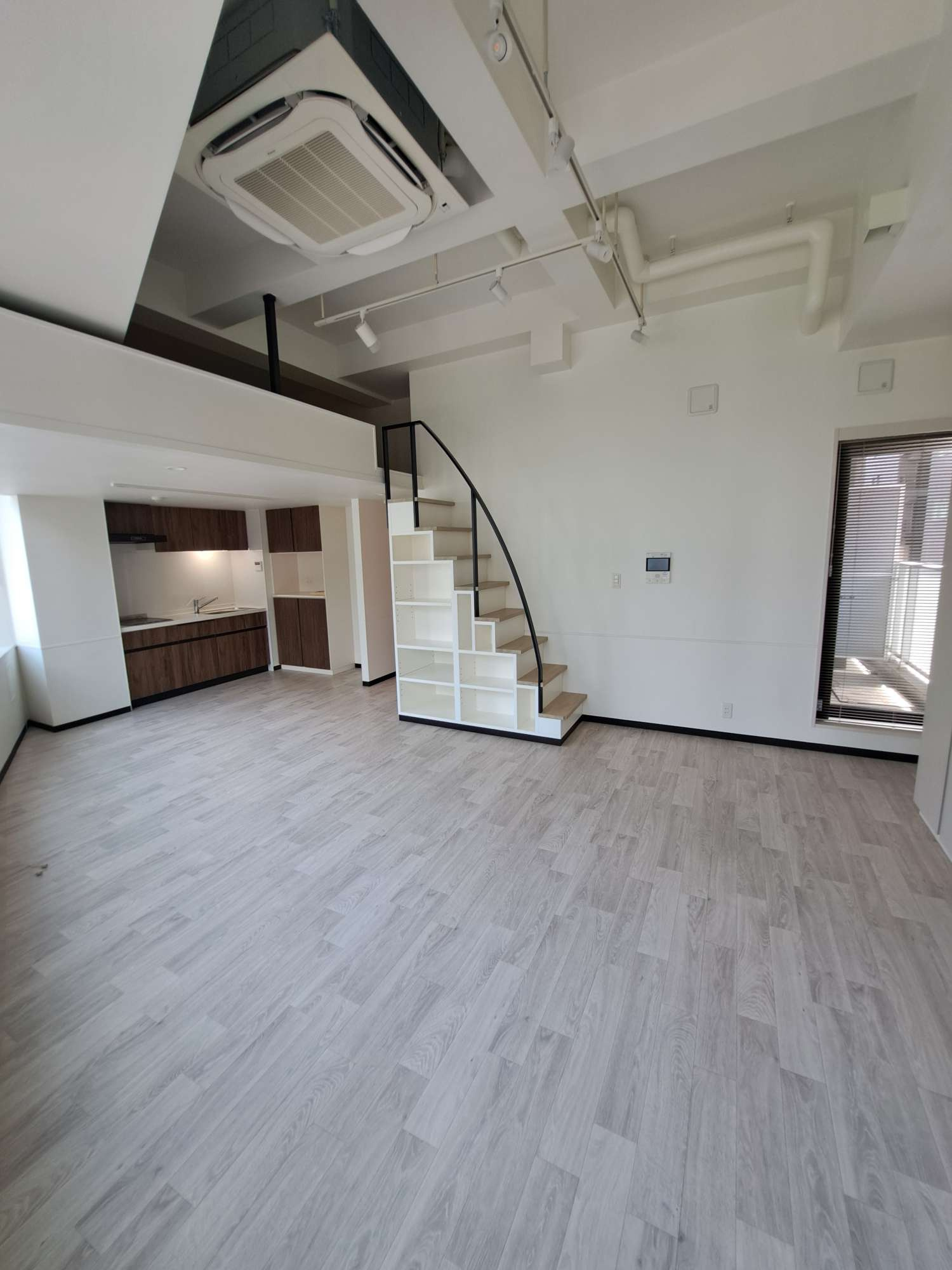 千代田区神田須田町１丁目の賃貸マンション