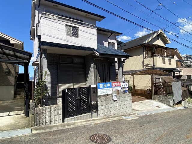 京田辺市薪畠　リノベーション住宅の外観|外観は落ち着いています