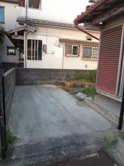 【駐車場】