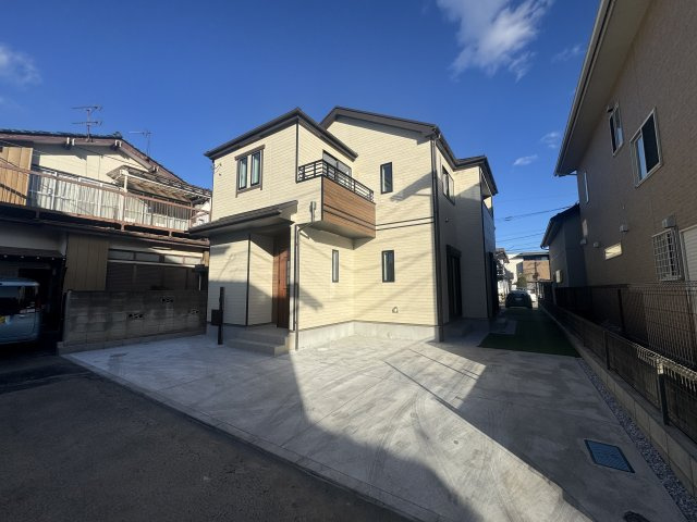 新築　高崎市江木町2期　Heartful　Town　1号棟の駐車場|現地写真　駐車スペースは並列2台分可能です！
