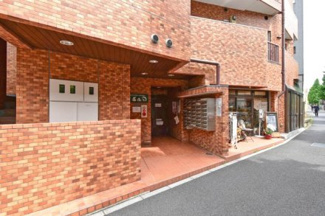 【エントランス】