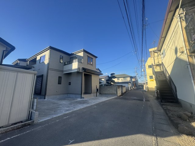 新築　高崎市江木町2期　Heartful　Town　2号棟の前面道路含む現地写真|現地写真　東側接道幅員約4.4ｍ