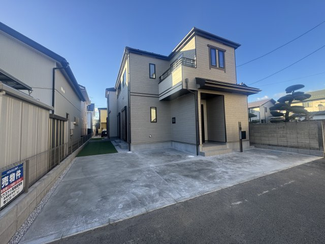 新築　高崎市江木町2期　Heartful　Town　2号棟の駐車場|現地写真　駐車スペースは並列2台分可能です！
