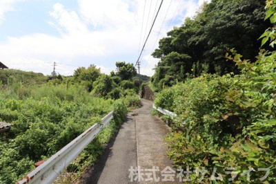 【周辺】 | 中　売地