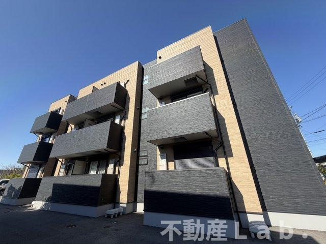 ラルーチェ松橋駅前の外観