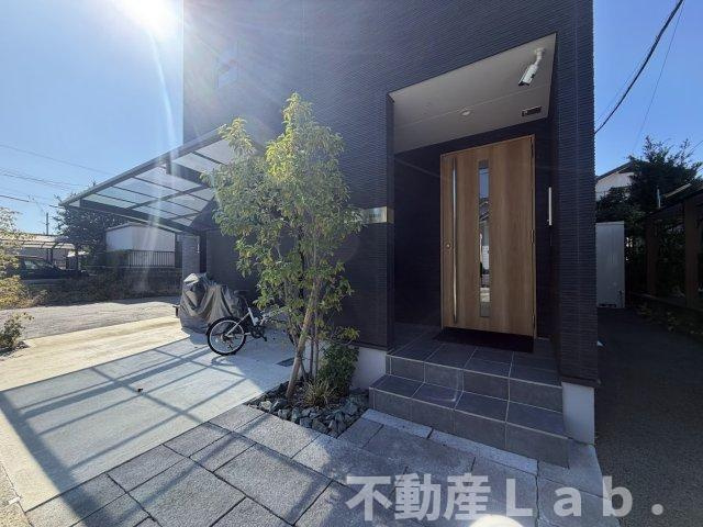 ラルーチェ松橋駅前のエントランス