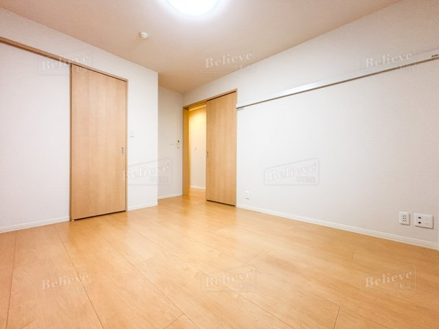 ＭＡＳＴ東櫛原　Ｂ棟の寝室|ウォークインクローゼット付きの寝室です☆