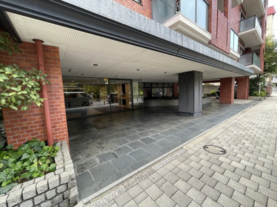 【エントランス】 | マノー乃木坂