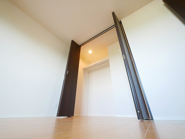 アイメゾン誓願寺の収納|ちょっとした収納スペースも充実しています