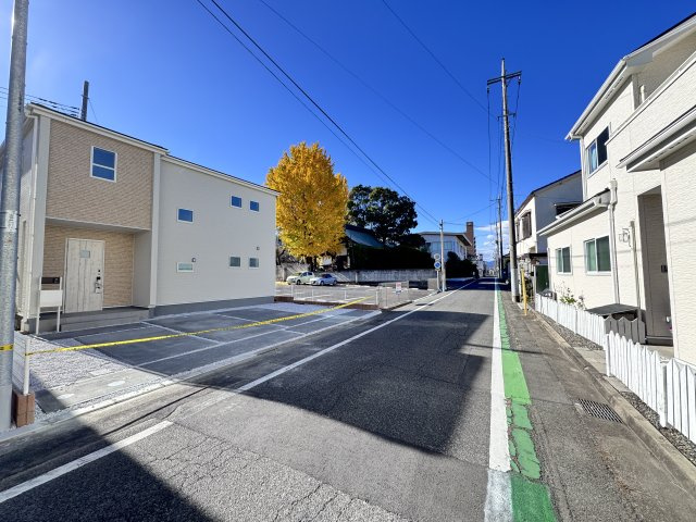 新築　前橋市住吉町　Livele Garden.S　1号棟の前面道路含む現地写真|現地写真　北側接道幅員約4ｍ