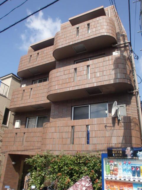 ルピナス・コートの外観