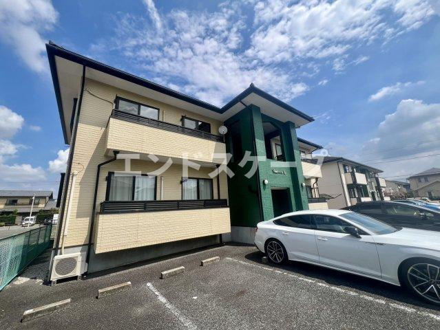 キャッスル飯塚Bの外観|高崎、前橋、伊勢崎エリアのお部屋探しはエンドスケープまで！お客様の理想お聞かせ下さい♪