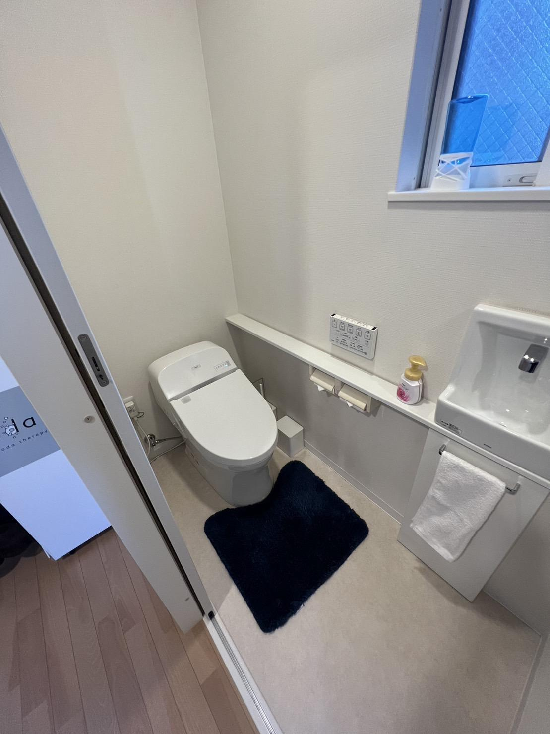 高知市桜井町　中古住宅のトイレ