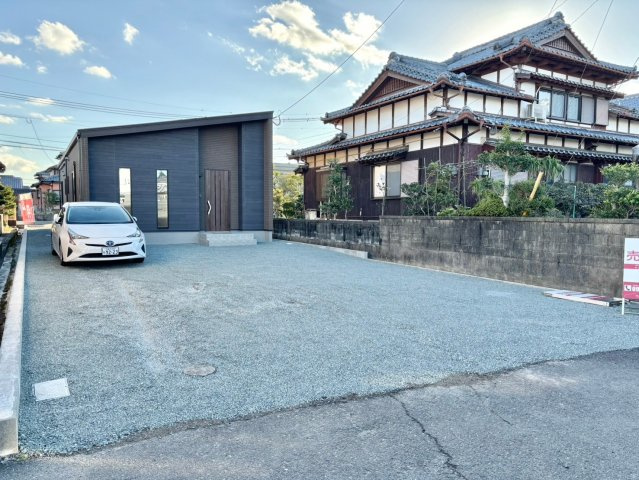 佐賀市諸富町大字大堂の新築一戸建の駐車場