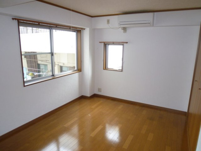 【洋室】 | エターニ本町