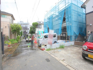 【前面道路含む現地写真】