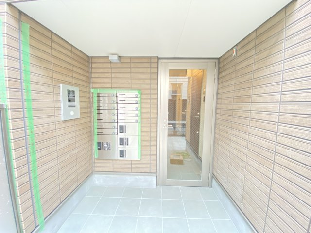 Leaf Hills Shinmatsudo のエントランス
